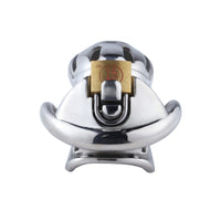 Experience unparalleled comfort with our biosourced steel. Crafted from stainless steel with elegant gold and platinum accents, it features a stretchy design and ergonomic opening for a perfect fit.