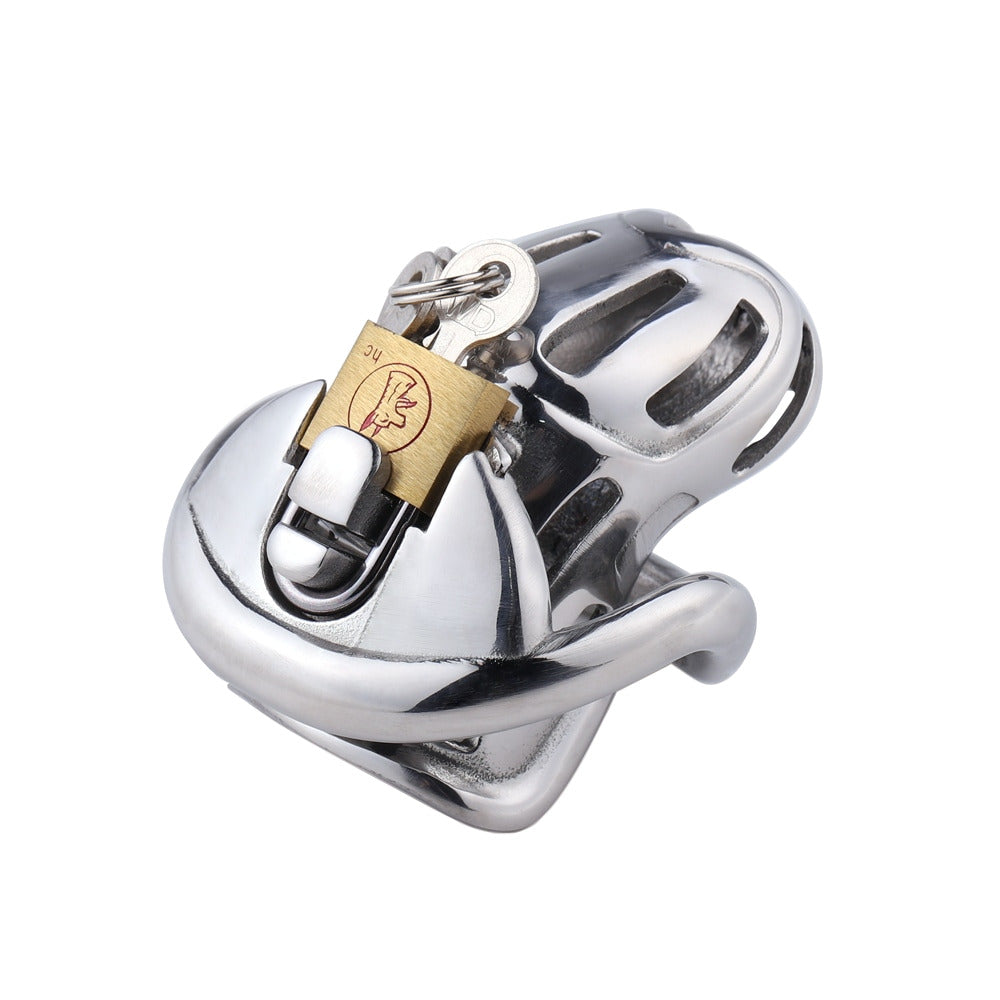 Crafted from durable stainless steel, this stainless steel device captivates with its golden mesh design, offering inversion of roles while the grinder-like fit captivates boy dick securely.
